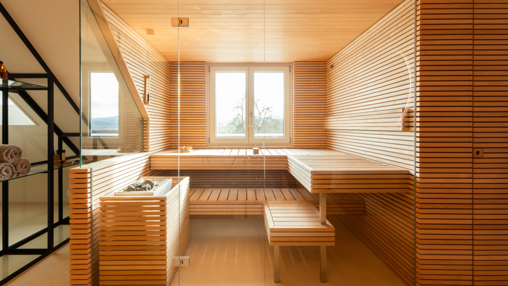 Kueng Wellness innensauna fenster 5